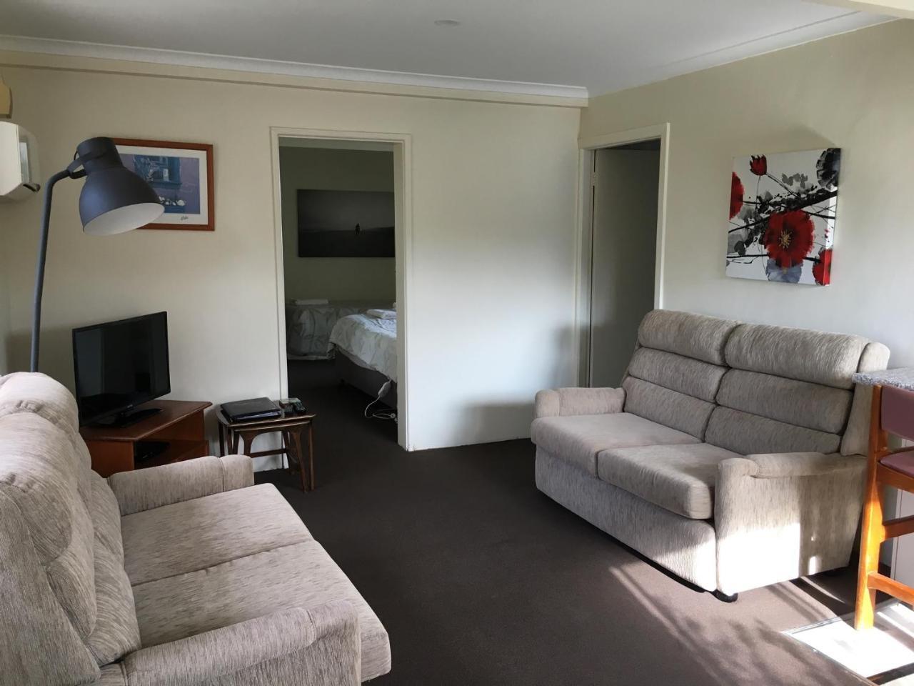 Telopea Court Motel Merimbula Exterior photo